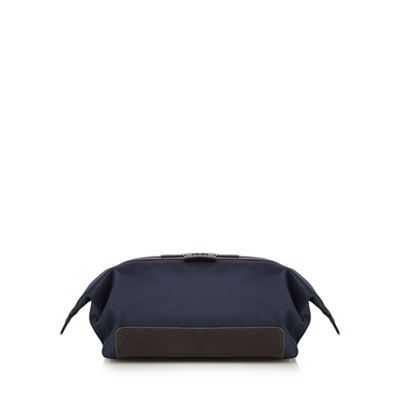 Navy contrasting trim wash bag